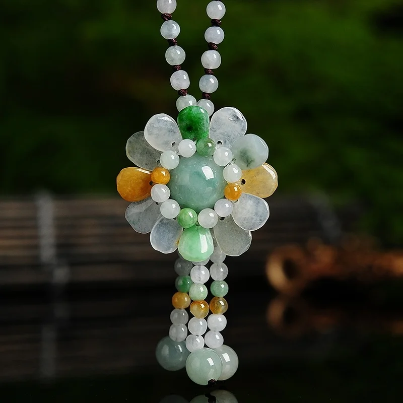 Chứng Nhận Ngọc Miến Điện Hoa  - đánh giá và giá Beading